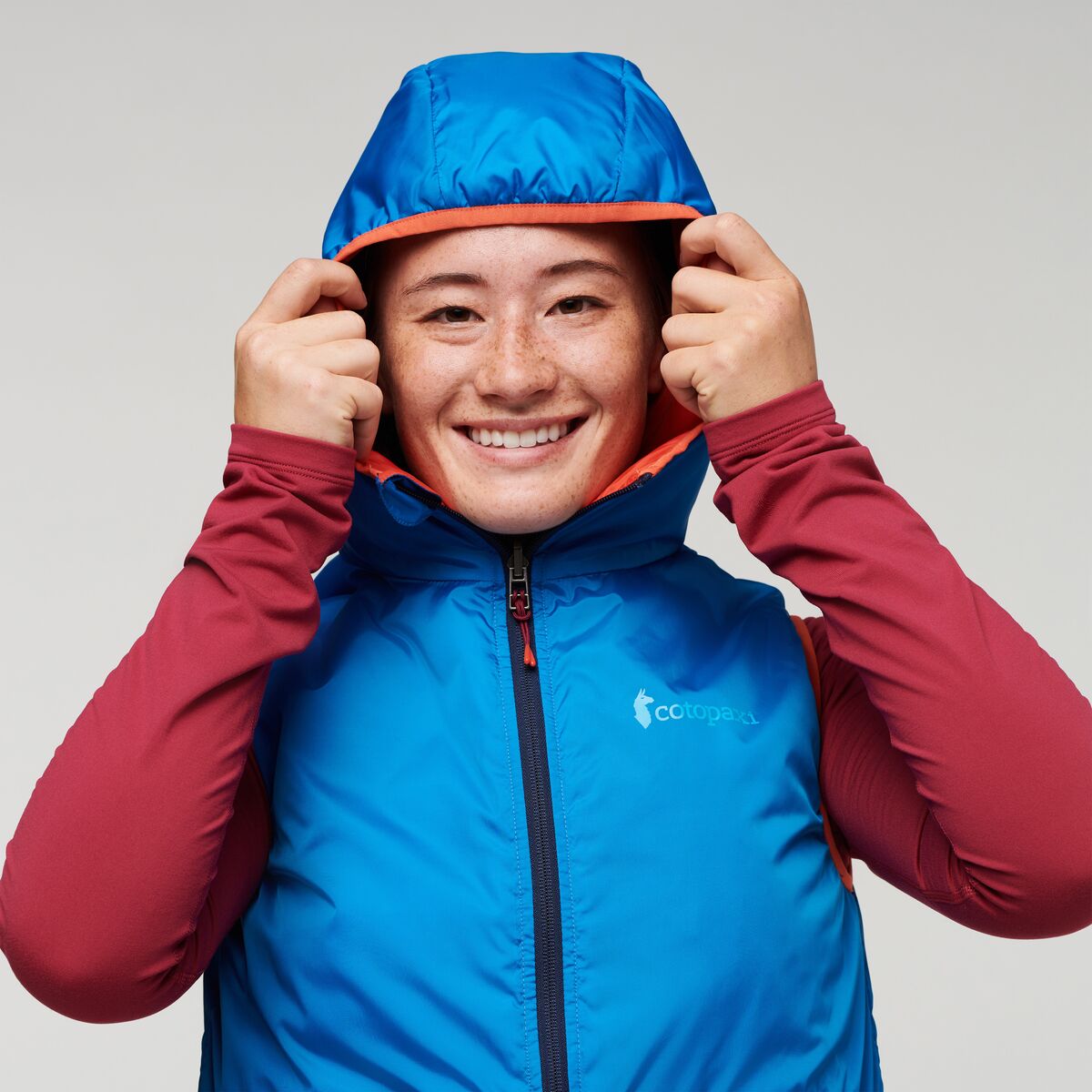 Teca Cálido Hooded Vest Women's - Image 5