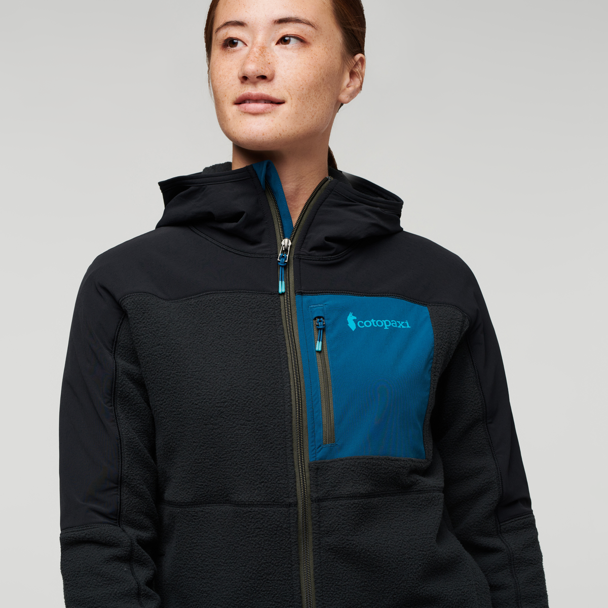 Abrazo Fleece Hooded Full Zip Jacket Women's - Image 7