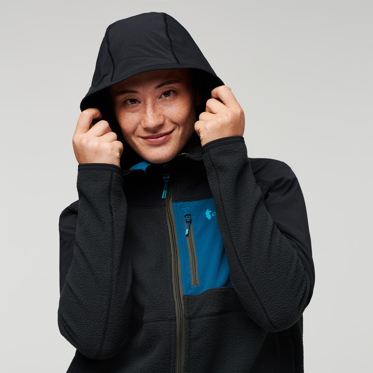 Abrazo Fleece Hooded Full Zip Jacket Women's - Image 6