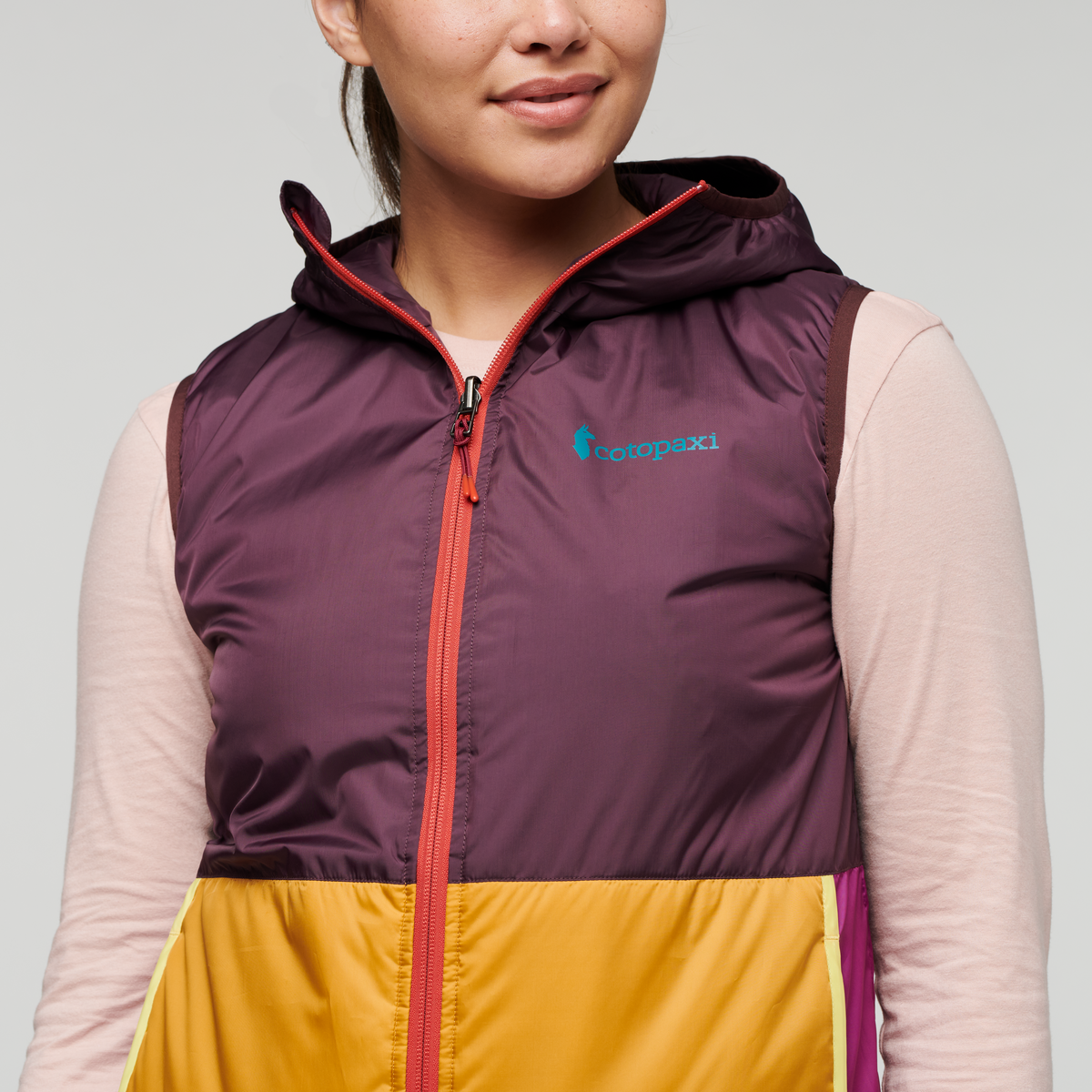 Teca Cálido Hooded Vest Women's - Image 18