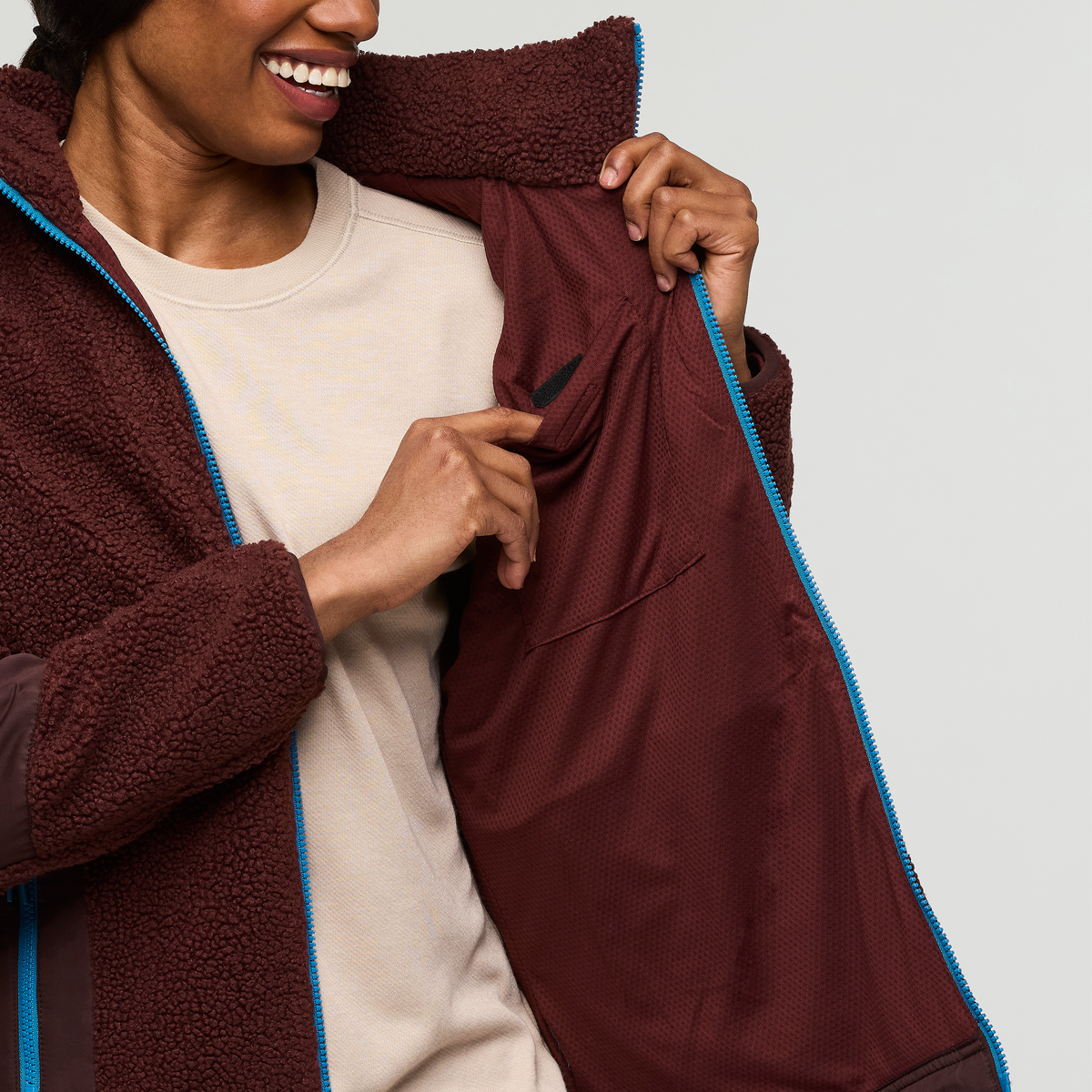 Bacano Fleece Jacket Women's - Image 15