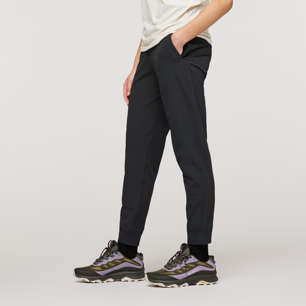 Veza Adventure Jogger Women's - Image 3