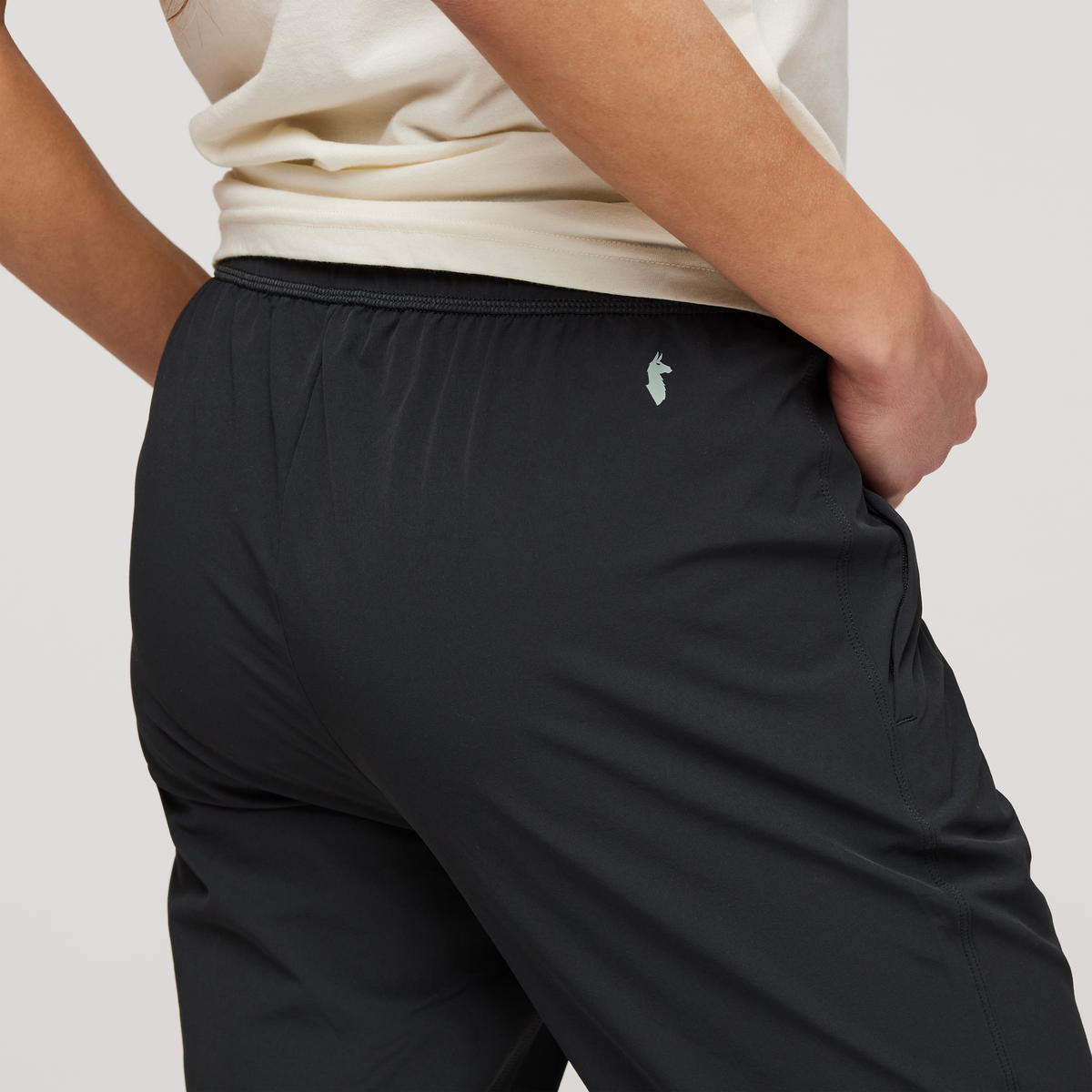 Veza Adventure Jogger Women's - Image 7