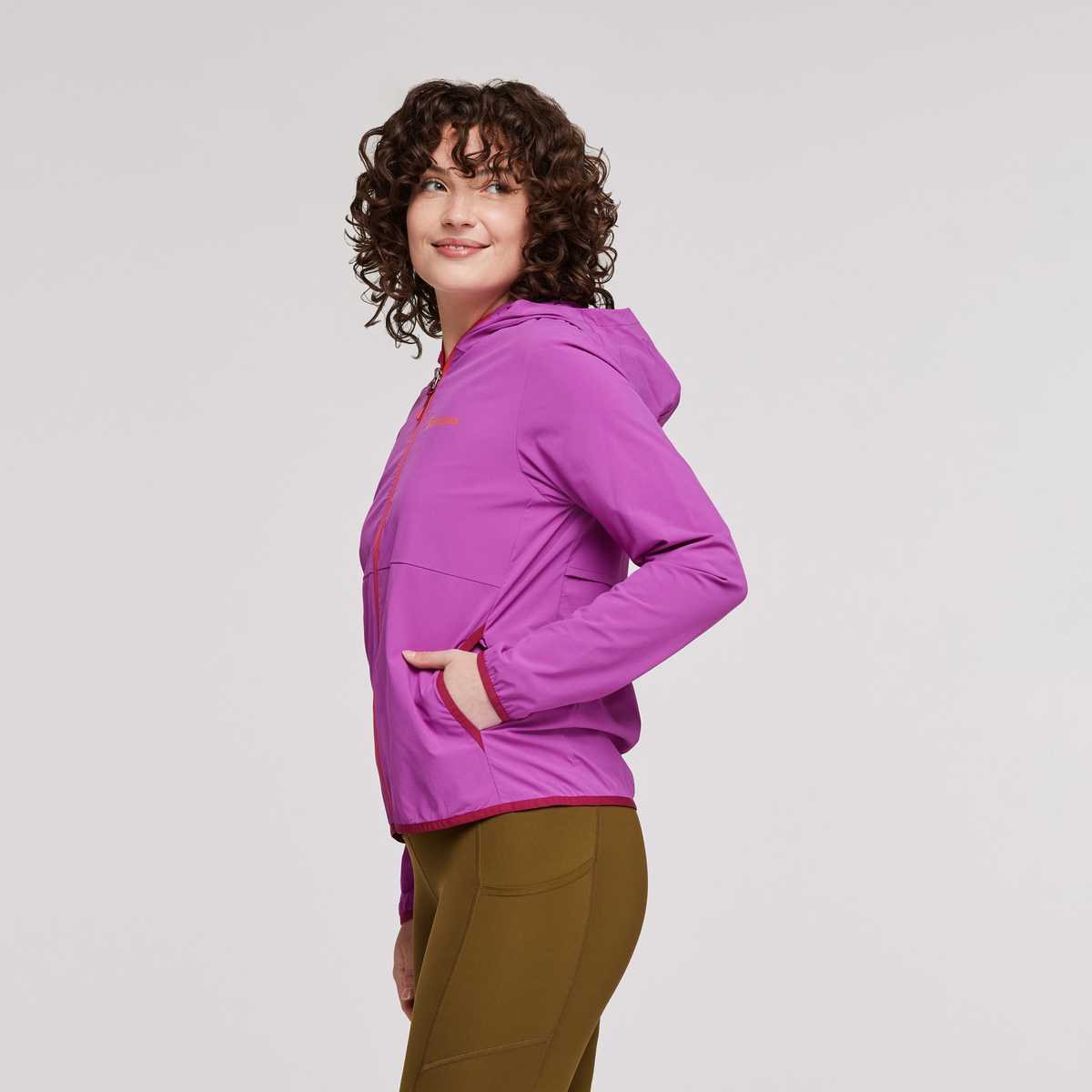Vuelta Performance Windbreaker Jacket Women's - Image 3