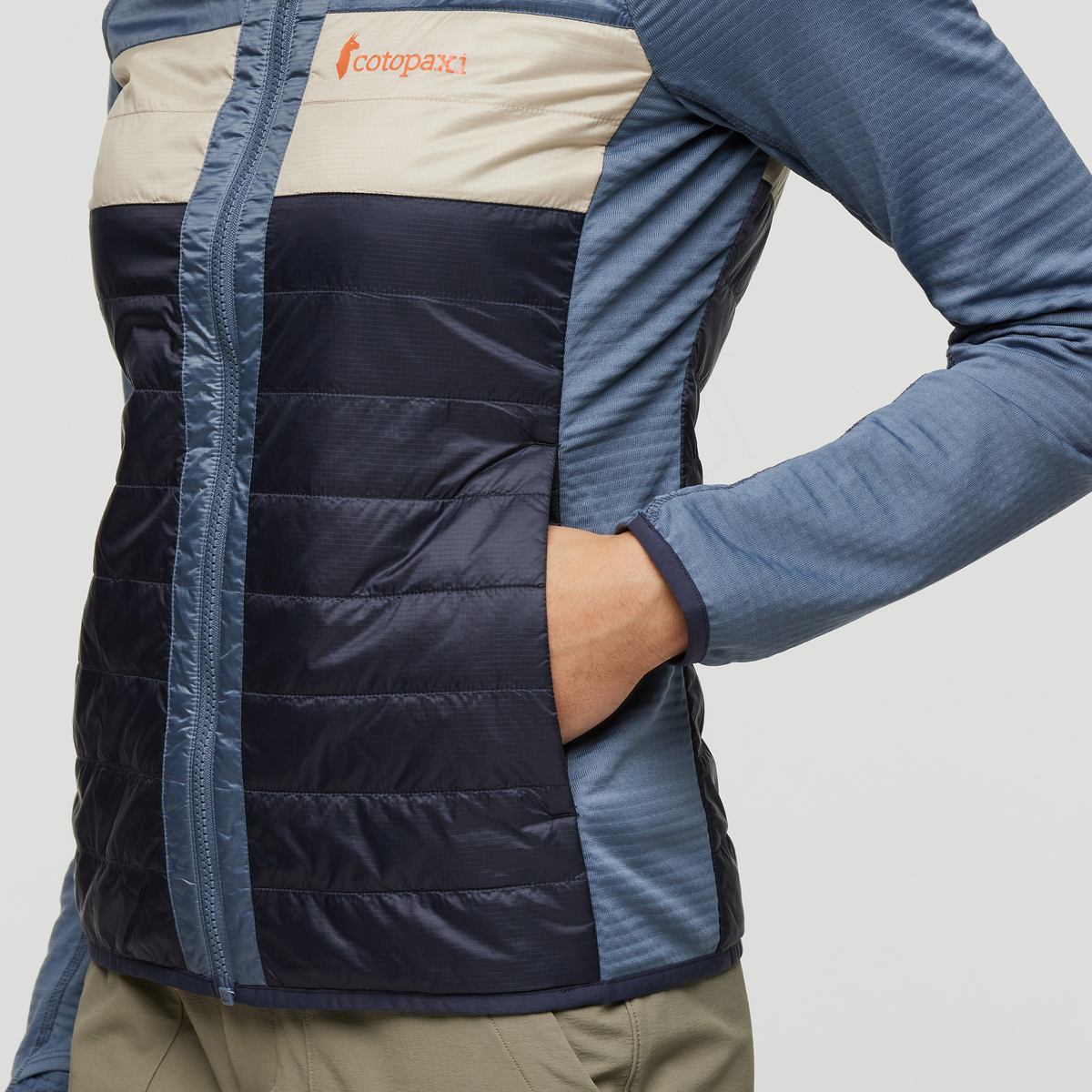 Capa Hybrid Insulated Hooded Jacket Women's - Image 16