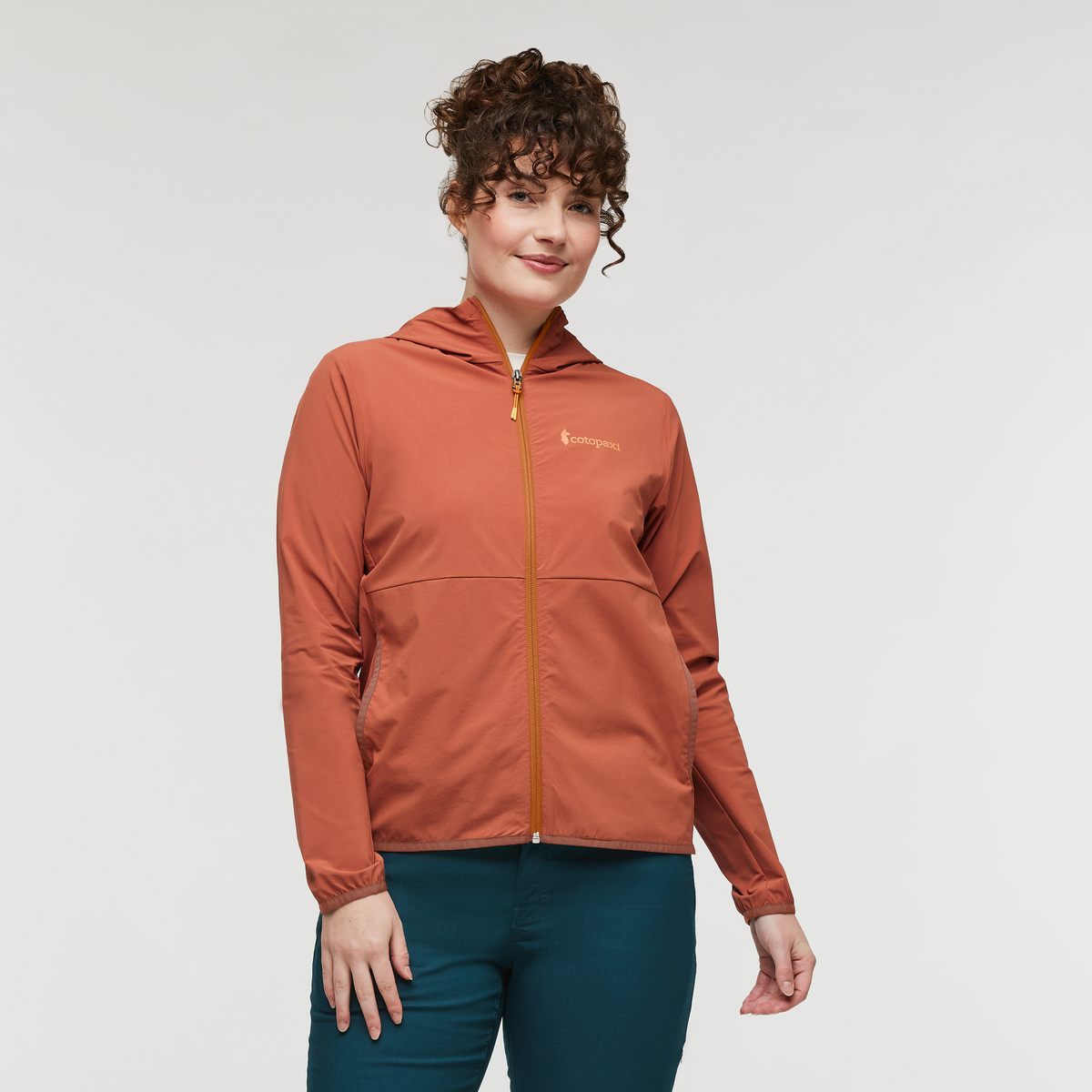 Vuelta Performance Windbreaker Jacket Women's