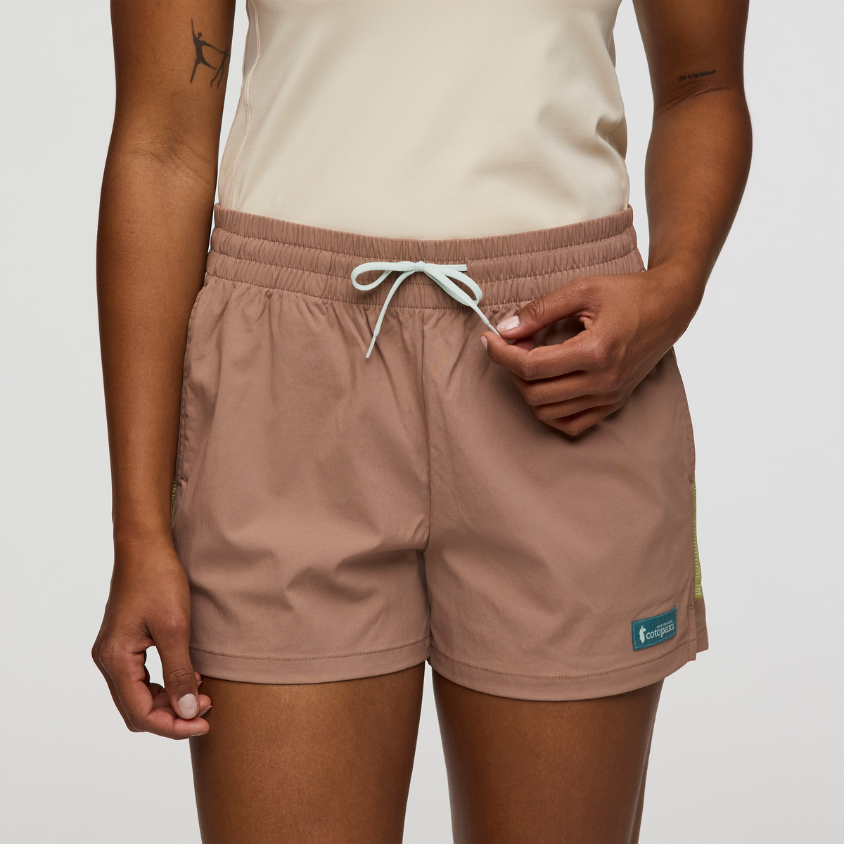 Brinco 3" Short Solid Women's