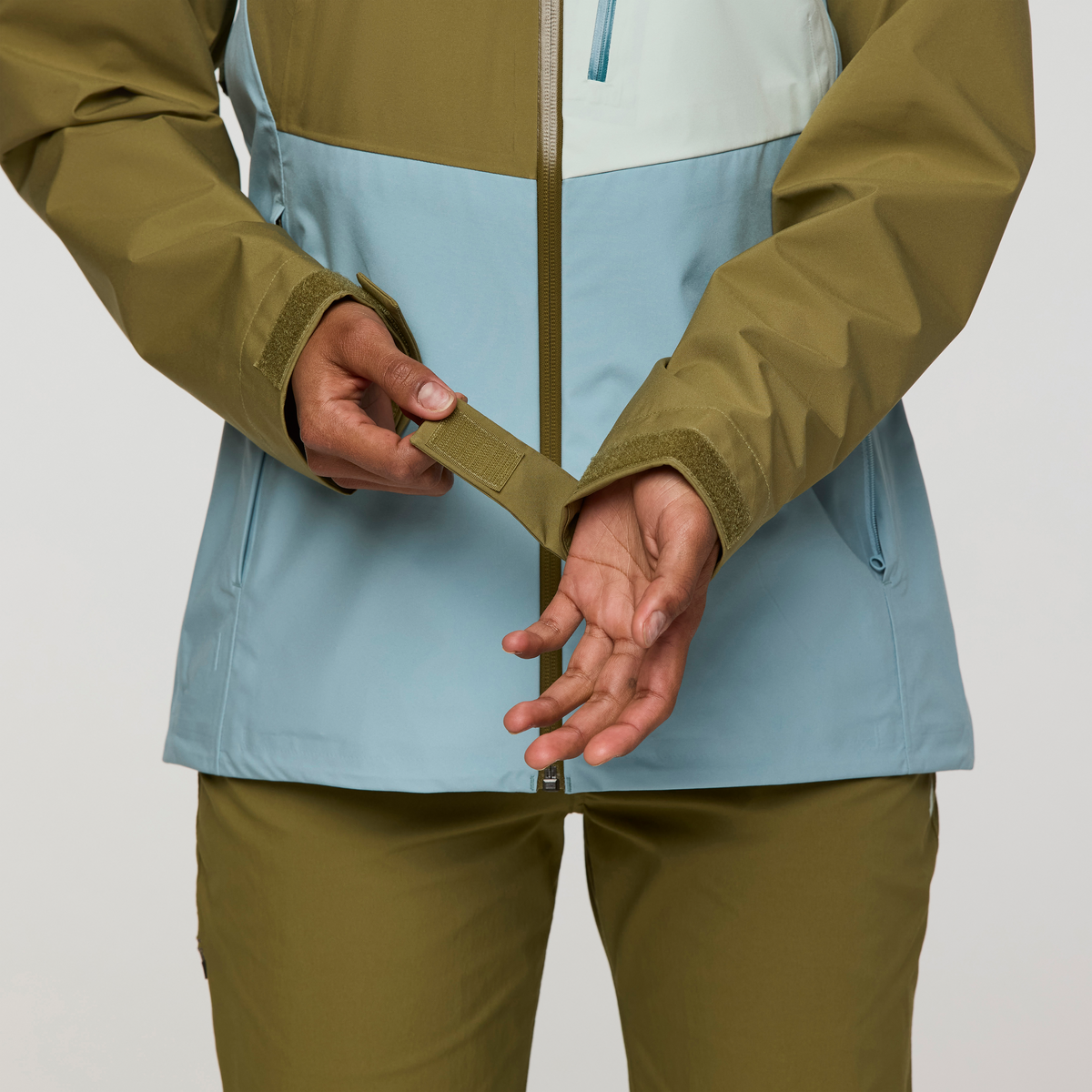Impermeo 3L Hooded Shell Jacket Women's - Image 8